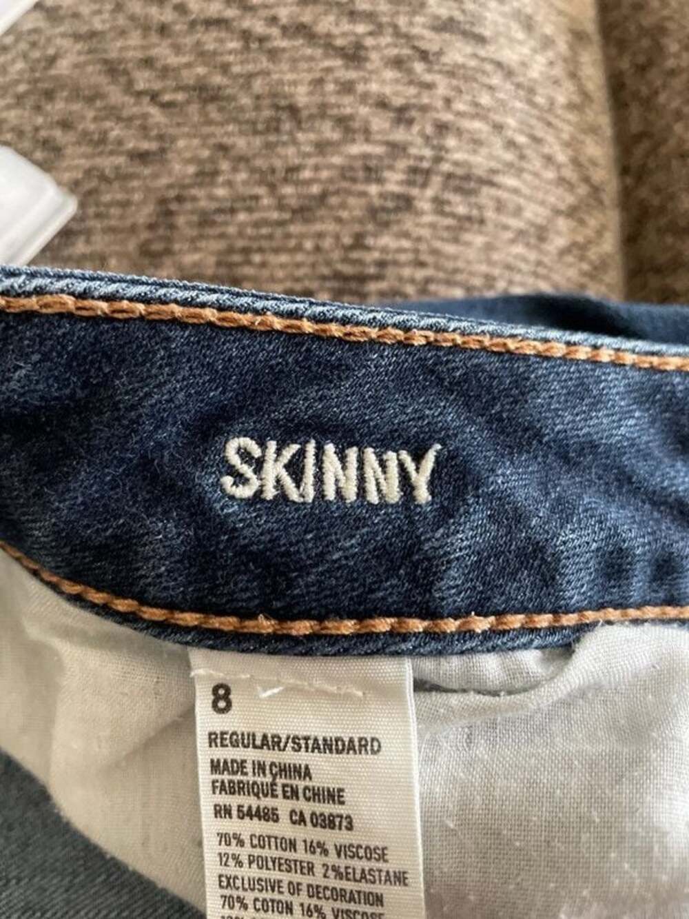 Jeans - Picture 4 of 4